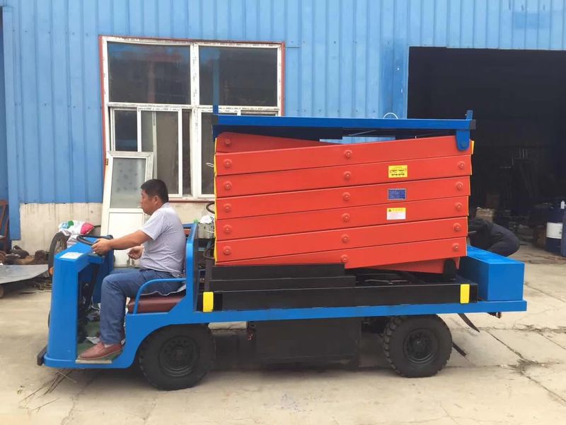 一种多功能起重装卸机械设备液压升降平台 